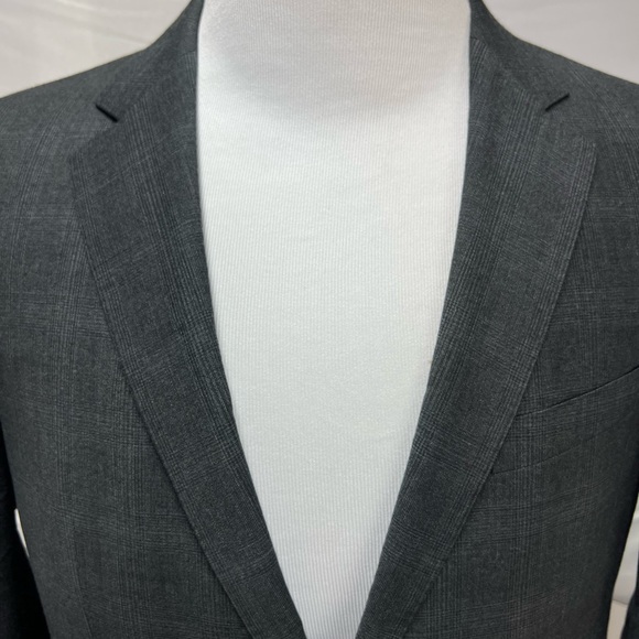 HUGO BOSS Charcoal Gray Plaid 2-Button Double Vented 38R James3 Blazer Jacket - Picture 4 of 9